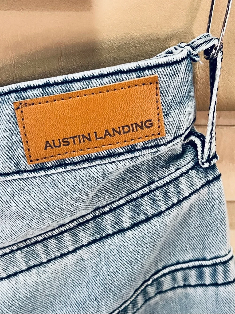 Men's Light Wash Embroidered Denim Jean Shorts